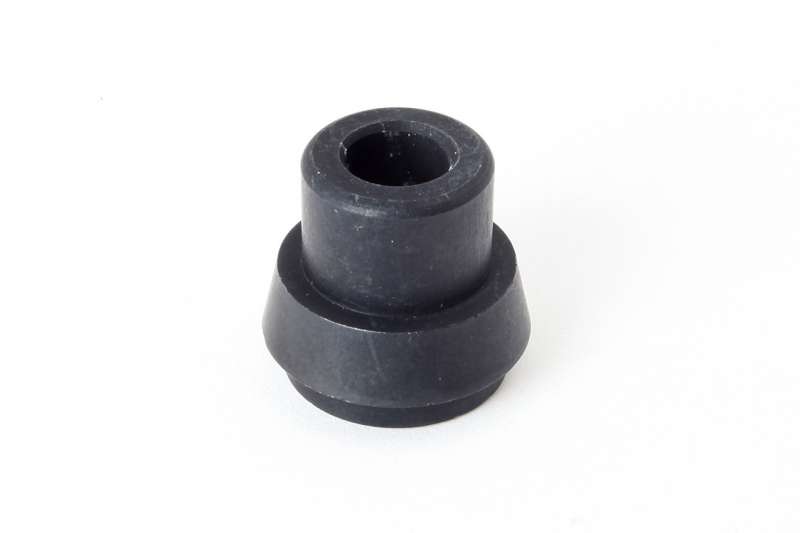 BUCHSE INTERN HECKAUFFAHRSCHUTZ d.30    Bild Nr.8